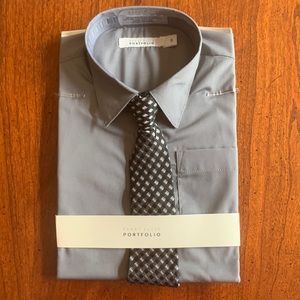 NWT Boys Perry Ellis long-sleeved button-down shirt - size 6